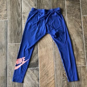 Purple NIKE detail leggings